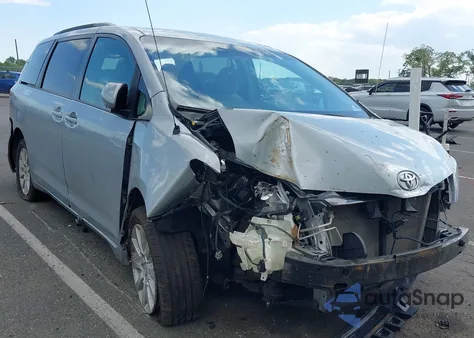 2014 Toyota Sienna Le 7 Passenger from USA, damaged, VIN 5TDJK3DC3ES076885